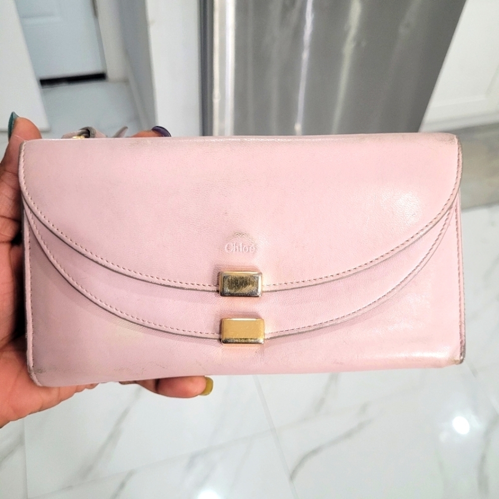 💕▪️Chloé ▪️ pink leather wallet ✨️💕